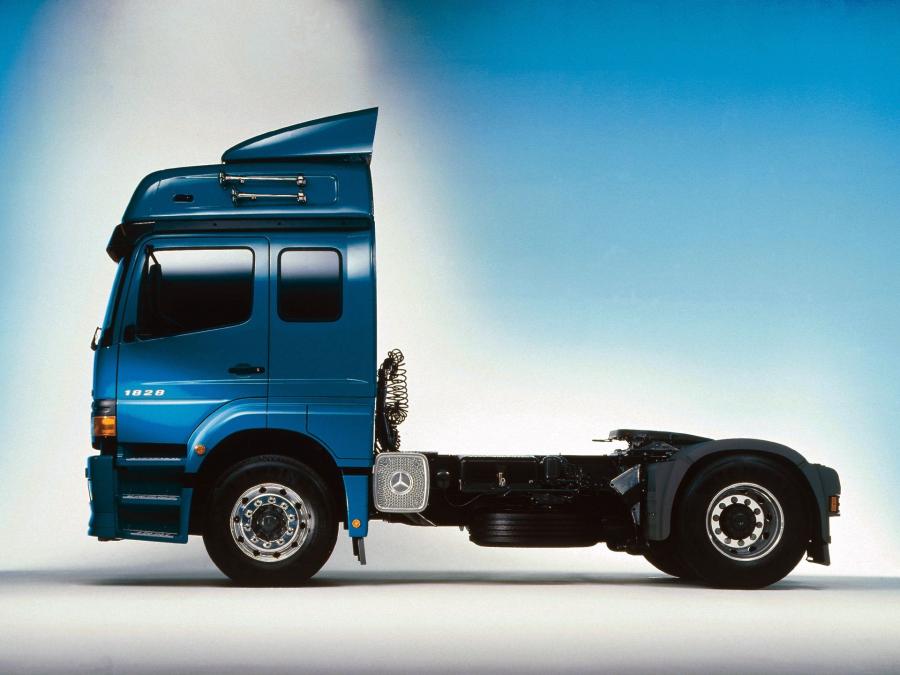  Mercedes-Benz Atego 1828 1998 года  (фото 16 из 24)